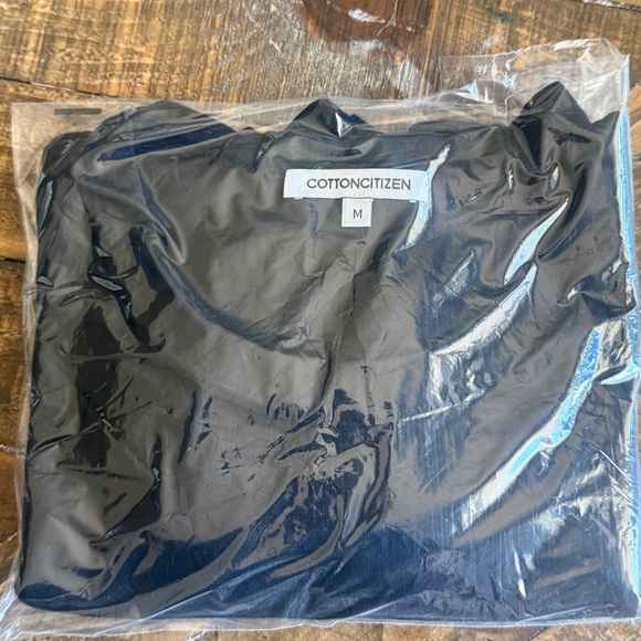 Cotton Citizen men’s Black Long Sleeve Crew Neck T-Shirt Size Medium. Supima - Picture 4 of 5